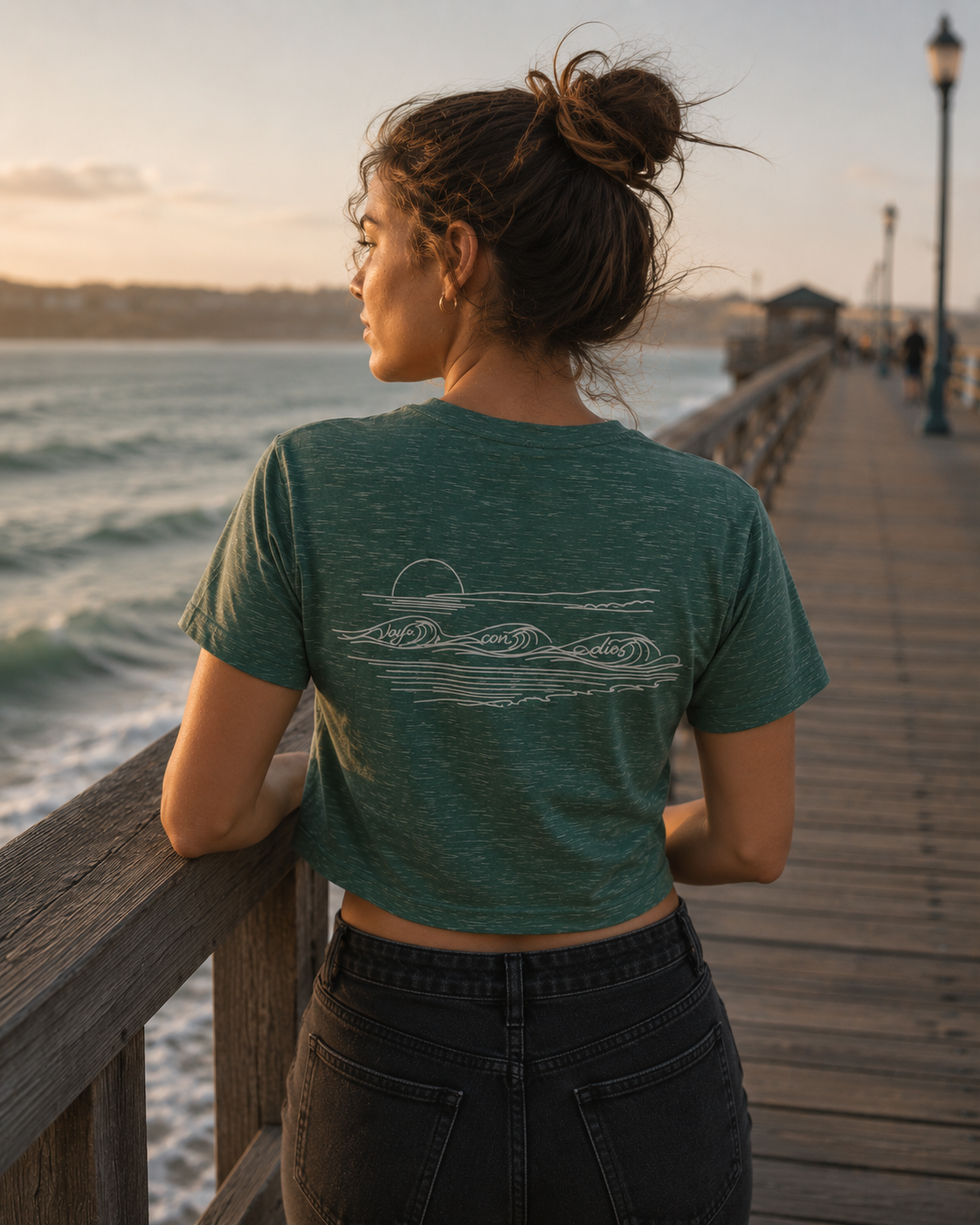 Homage 006: Women's Crop Tee